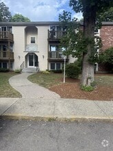 Building Photo - 387 Adams St