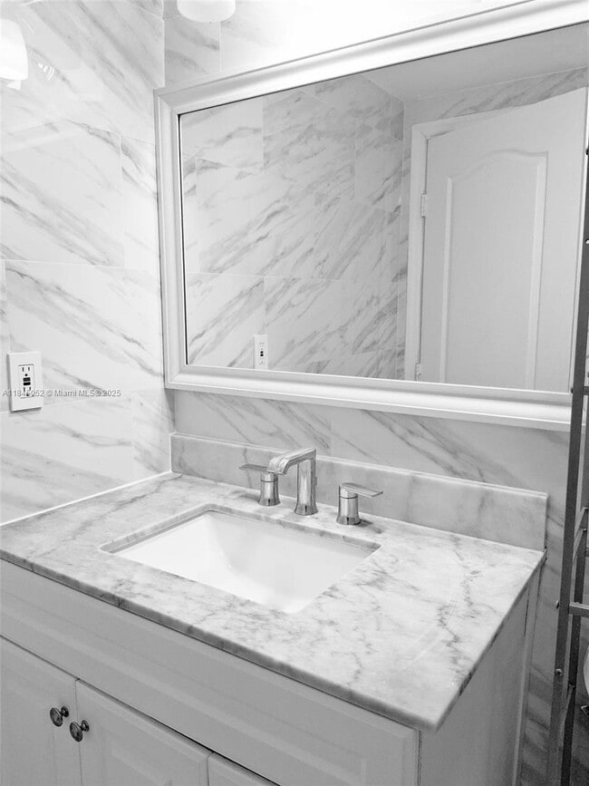 Foto del edificio - 9128 SW 157th Avenue Rd