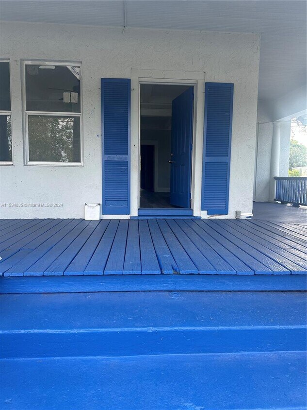 3611 Pinewood Ave Unit 1, West Palm Beach, FL 33407 Room for Rent in