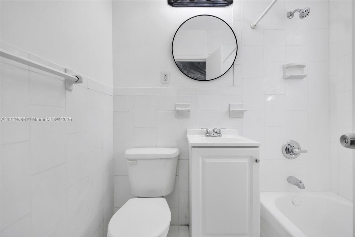 Foto del edificio - 740 84th St