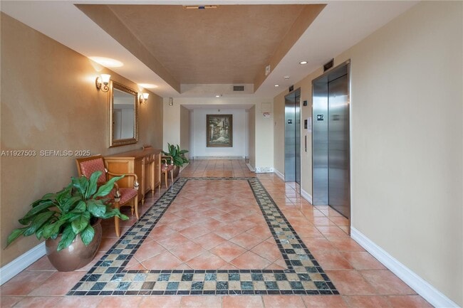 Foto del edificio - 19601 E Country Club Dr