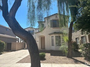 Building Photo - 4216 S Mariposa Dr