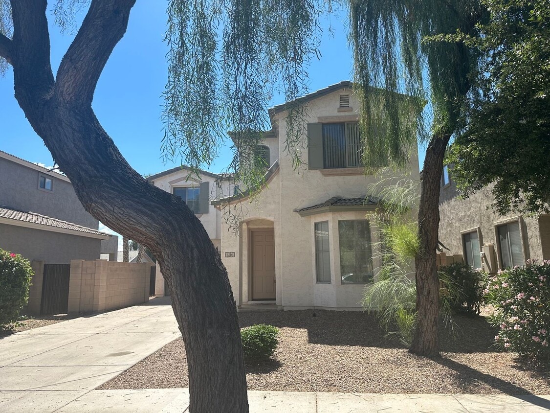 Primary Photo - EXTRA PARKING WITH 2 CAR GARAGE AND EXTEND...