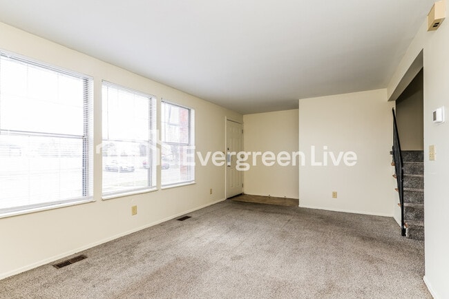 Foto del edificio - 7572 Mt Hood