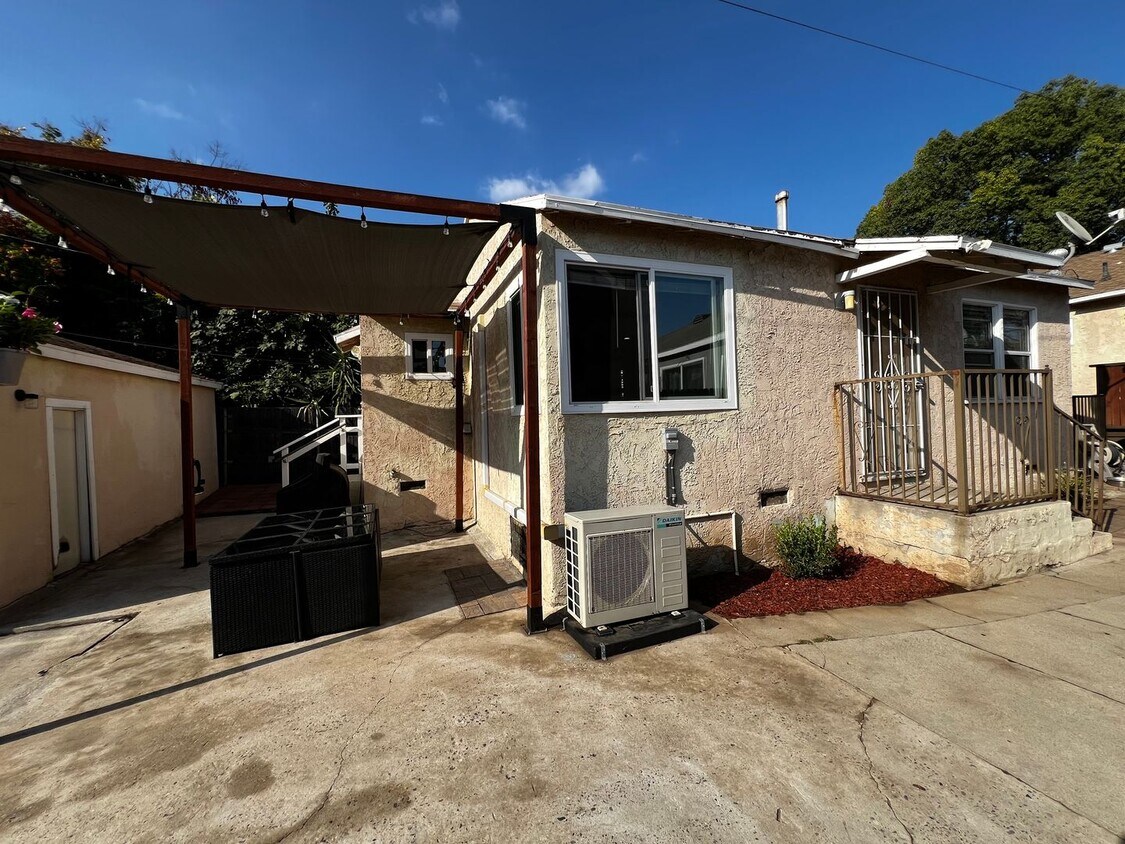 Foto principal - 1 Bedroom 1 Bath Remodeled House for Rent ...