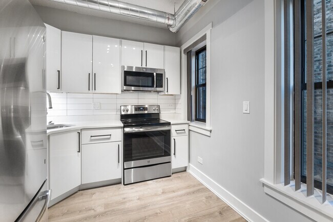 Foto del edificio - 7645 N Sheridan Rd