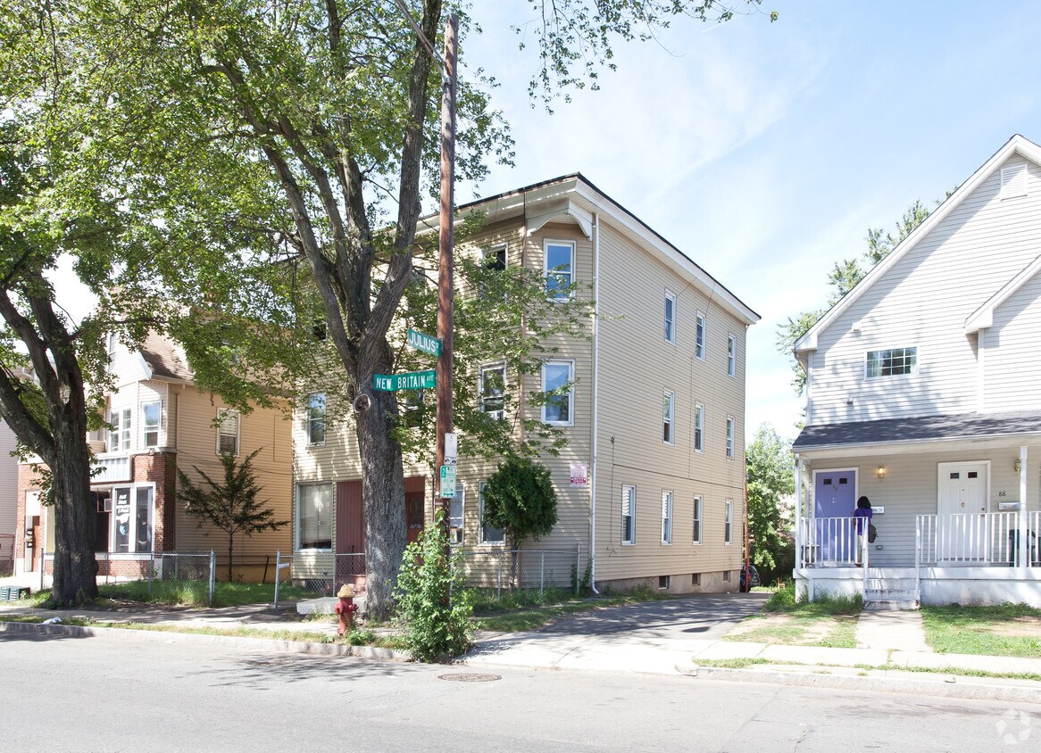 Primary Photo - 94 New Britian Ave