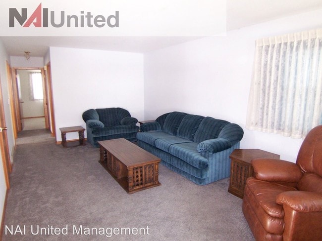 Building Photo - 3 br, 1.5 bath House - 2811 S Lemon
