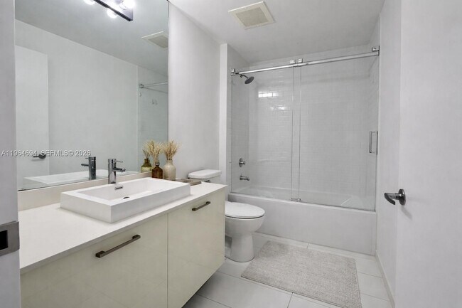 Foto del edificio - 151 SE 1st St