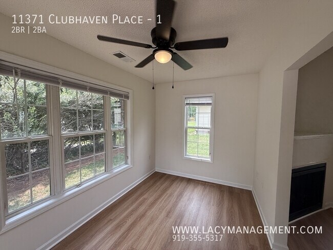 Foto del edificio - 11371 Clubhaven Pl
