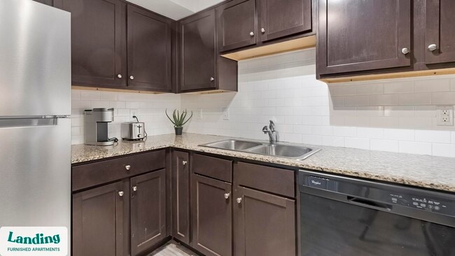 Building Photo - 130 Camino De Oro