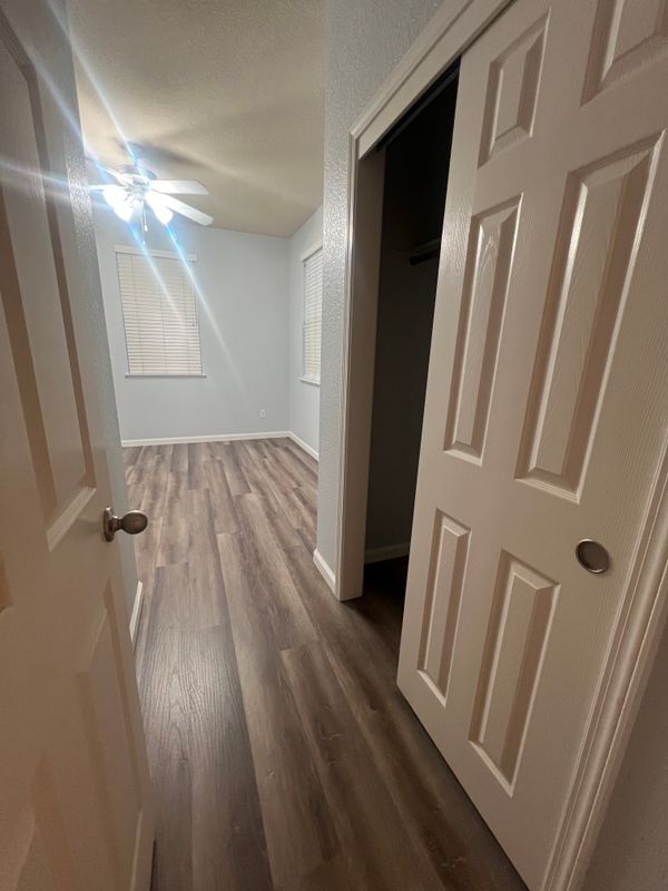Foto del edificio - 1623 Bermuda Ln