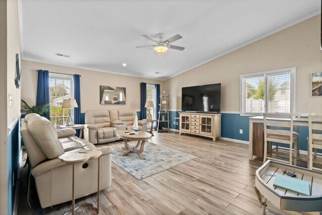 Foto del edificio - 30A Indian Oak Ln