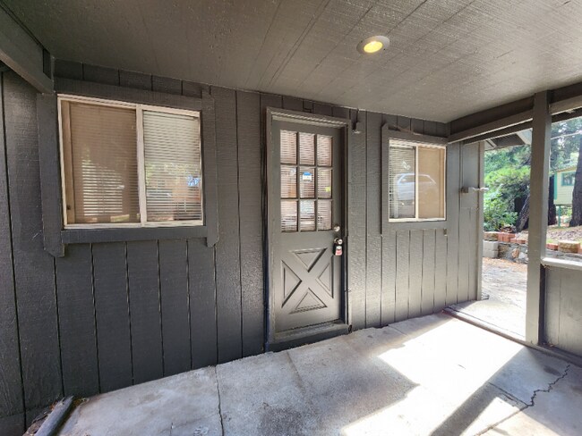 Building Photo - 22079 Big Oak Rd