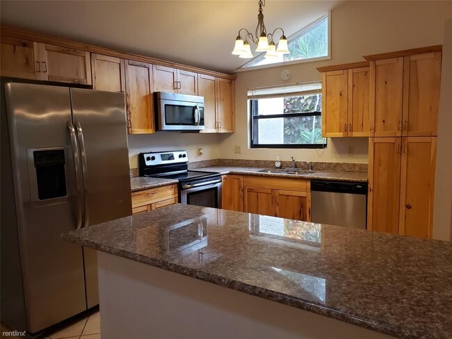 Building Photo - 3 br, 2 bath House - 6140 NW 31st Ter