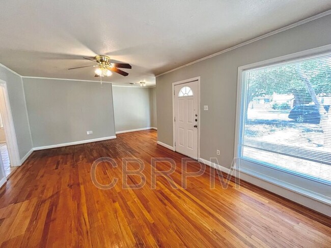 Foto del edificio - 2305 30th St