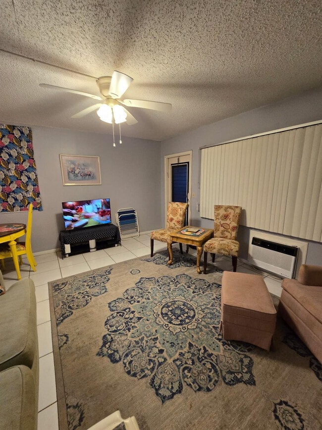 Building Photo - 91 Upminster Crescent