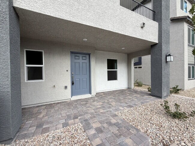 Building Photo - BRAND NEW TRI-LEVEL LUXURY TOWNHOME W/ TONS OF UPGRADES, FEATURING 3 BED 2.5 BATH 2 CAR GARAGE W/...