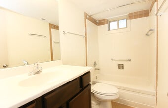 Bathroom - The Axis at 1435