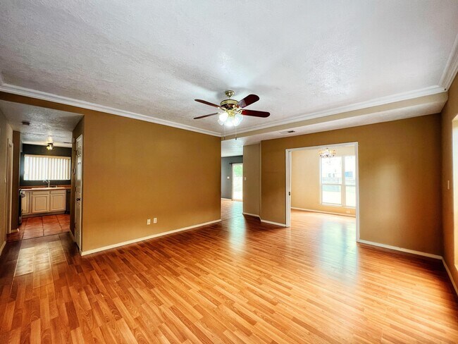 Foto del edificio - 6612 Piedra Quemada Rd NW