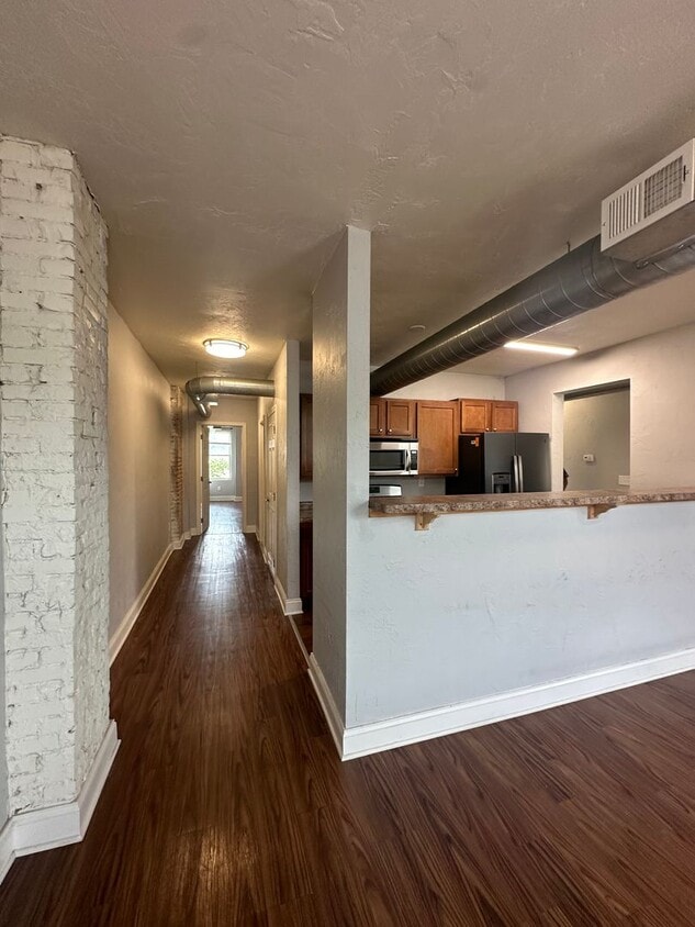 Photo - 1021 East Carson Street