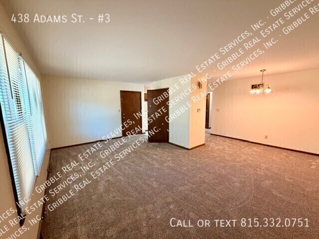 Foto del edificio - 438 Adams St