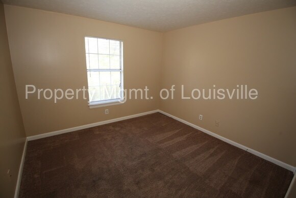 Foto del edificio - 7110 Floydsburg Road Unit #6