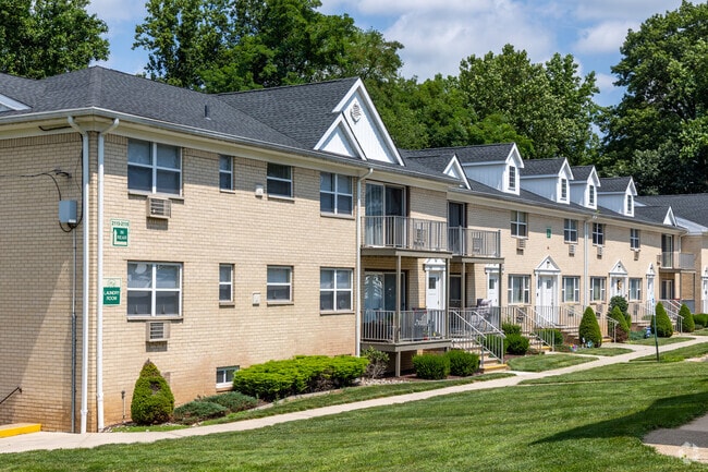 Building Photo - Delaware Heights