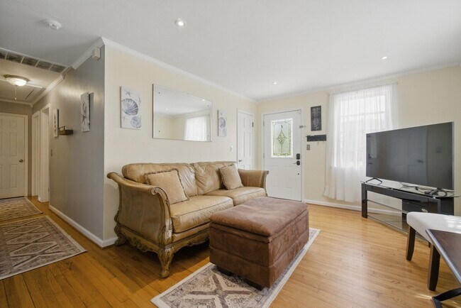 Foto del edificio - 8559 Old Ocean View Rd