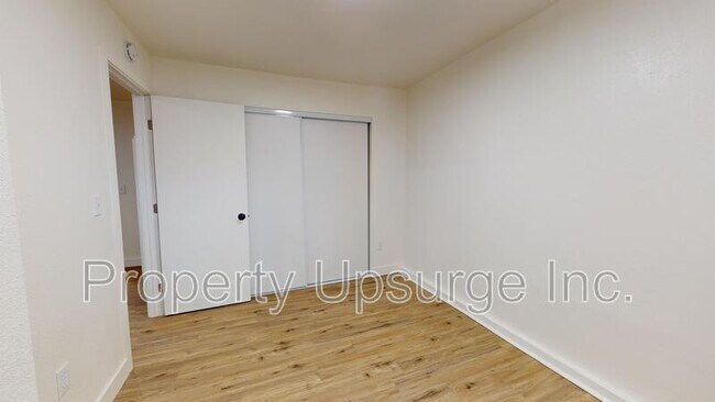 Foto del edificio - 4812 Shasta Dam Blvd