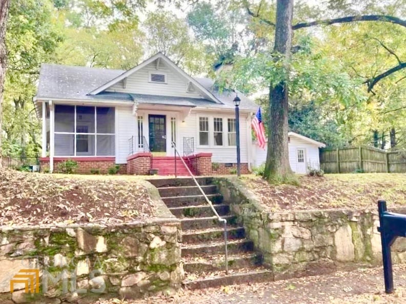 16 Luckie St, Cartersville, GA 30120 House for Rent in Cartersville