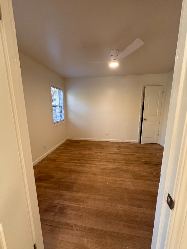 Building Photo - 210 S E St