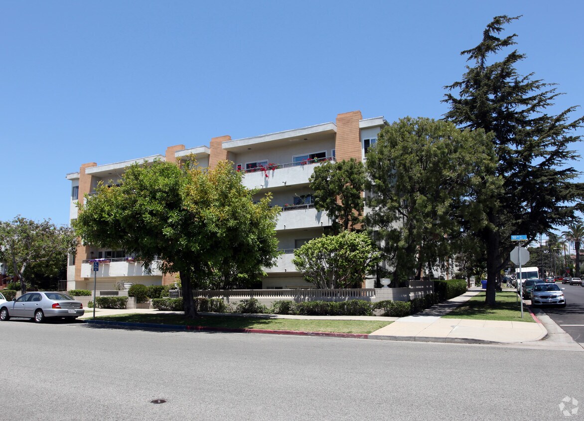 Primary Photo - 855 10th St