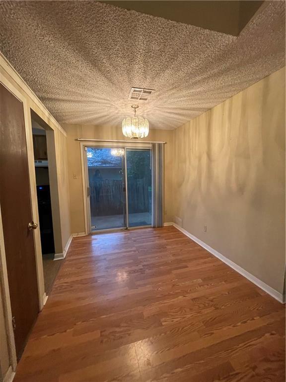 Foto del edificio - 4404 Limewood Ct
