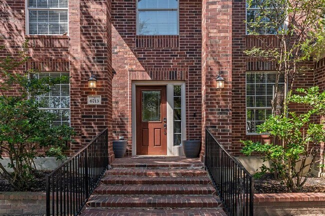 Building Photo - 6713 Kilt Ct