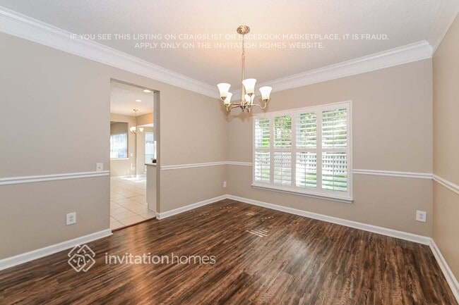 Building Photo - 8519 Glenbury Ct N