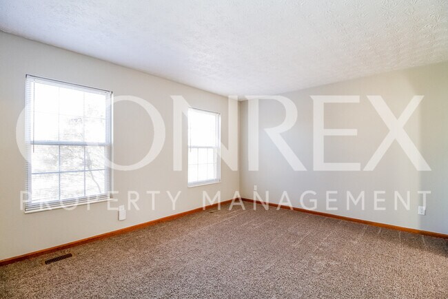 Foto del edificio - 6251 Holloway Dr