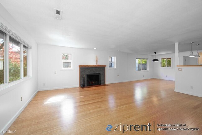 Foto del edificio - 3 br, 2 bath House - 6035 North Atlantic A...