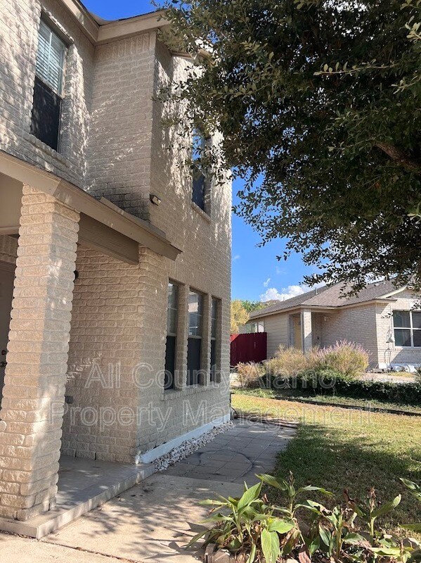 Foto del edificio - 13026 Thomas Sumter St