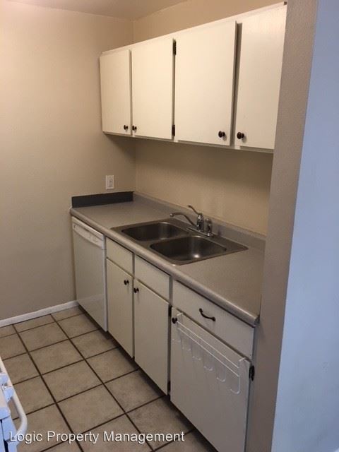 Foto del edificio - 435 E Creekside Cir