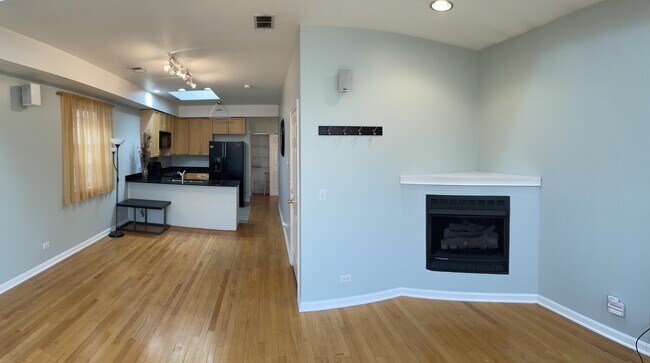 Foto del edificio - 2349 W Harrison St