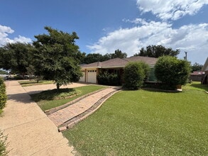 Building Photo - 4907 62nd St