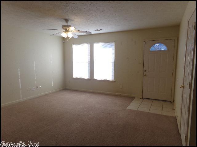 Foto del edificio - 14166 Joan Dr