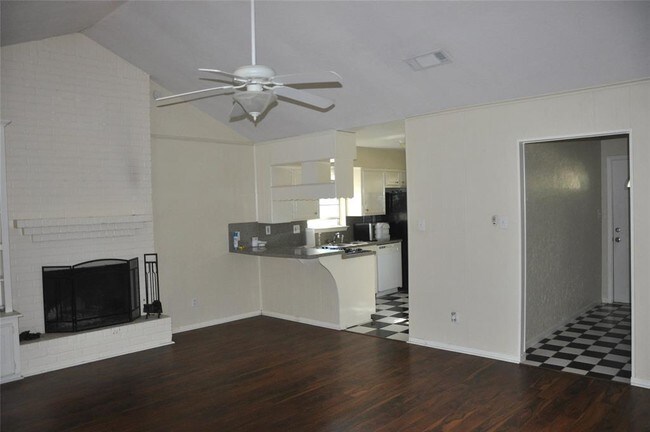 Building Photo - 855 Wavecrest Ln