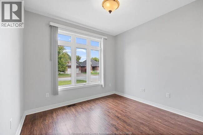 Building Photo - 2085 Angelina Ave