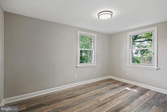 Foto del edificio - 5107 Laurel Ave