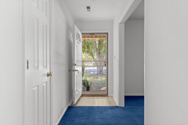Foto del edificio - 5404 Stagecoach Trail