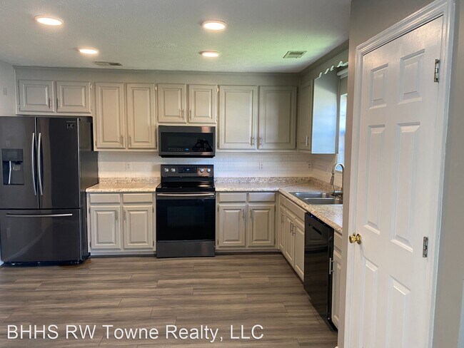 Foto del edificio - 3 br, 2.5 bath House - 128 Colonial Avenue