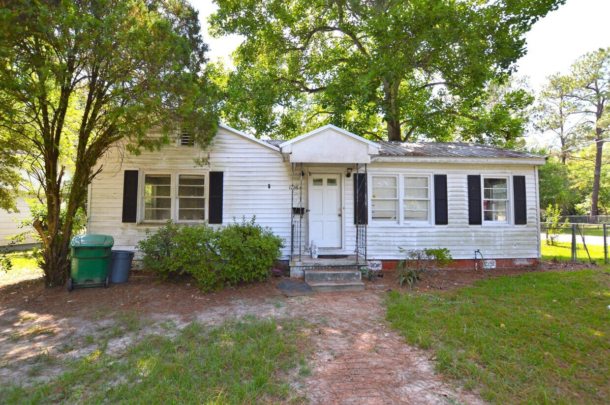 1716 Charlton St, Valdosta, GA 31602 House Rental in Valdosta, GA