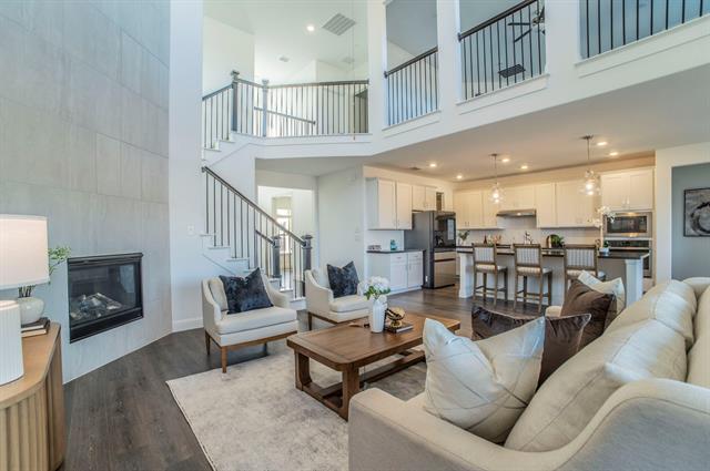 Building Photo - 1404 Huckleberry St